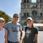 Paris: escape game on Île de la Cité - Exploring the Heart of Paris: Île de la Cité