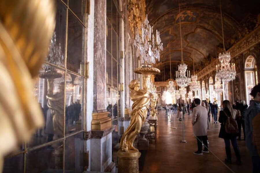 Paris: Family Friendly Tour of Versailles with Gardens - Starting at the Iconic Versailles Entrance with Priority Access