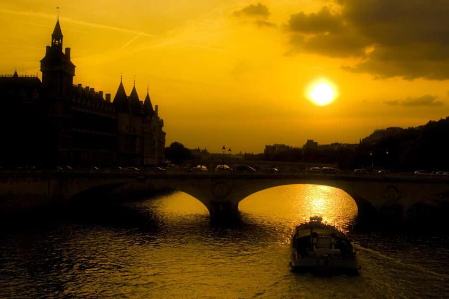 Paris: Ghosts, Legends & Mysteries Evening Walking Tour - Key Points