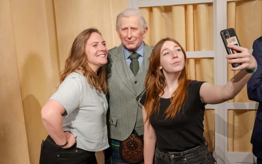 Paris: Grévin Wax Museum Ticket - The Iconic Location at 10 Boulevard Montmartre