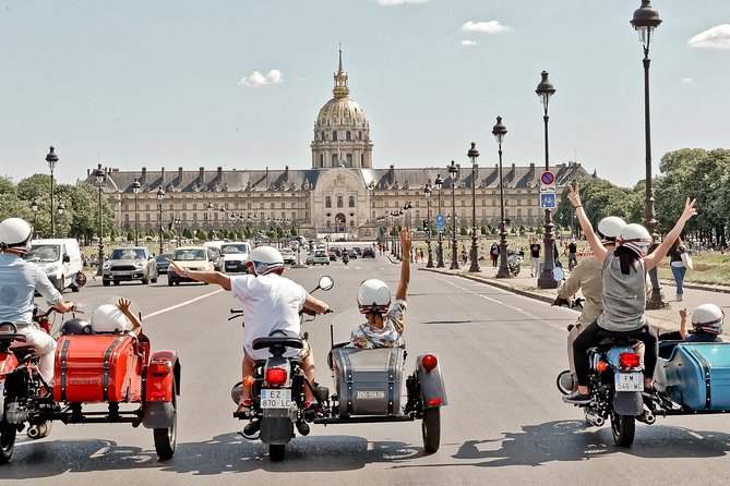 Paris Highlights city tour on a vintage Sidecar Motorcycle - Exploring the Starting Point at Place Vendôme