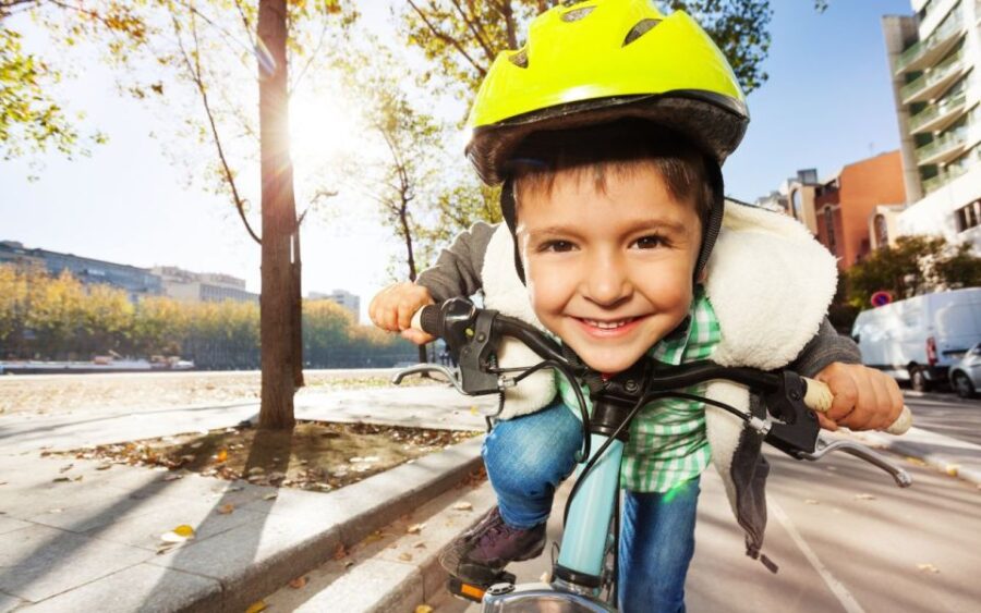 Paris: Kids Bike Tour - Exploring the 9th Arrondissement & Palais Garnier