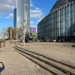Paris: La Défense Modern District Walking Tour - Outdoor Sculptures and Public Spaces