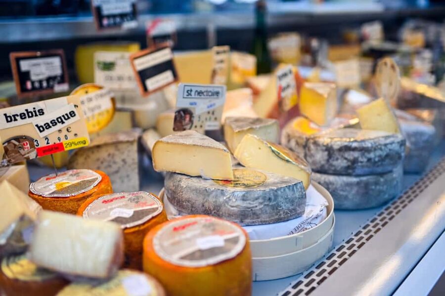 Paris: Le Marais District Food Tour with 10+ Tastings & Wine - A Carefully Curated Itinerary Through Le Marais