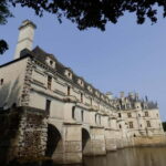 Paris: Loire Valley Castles Day Trip with Entry Tickets - Exploring Château de Chenonceau: The "Château of Ladies"