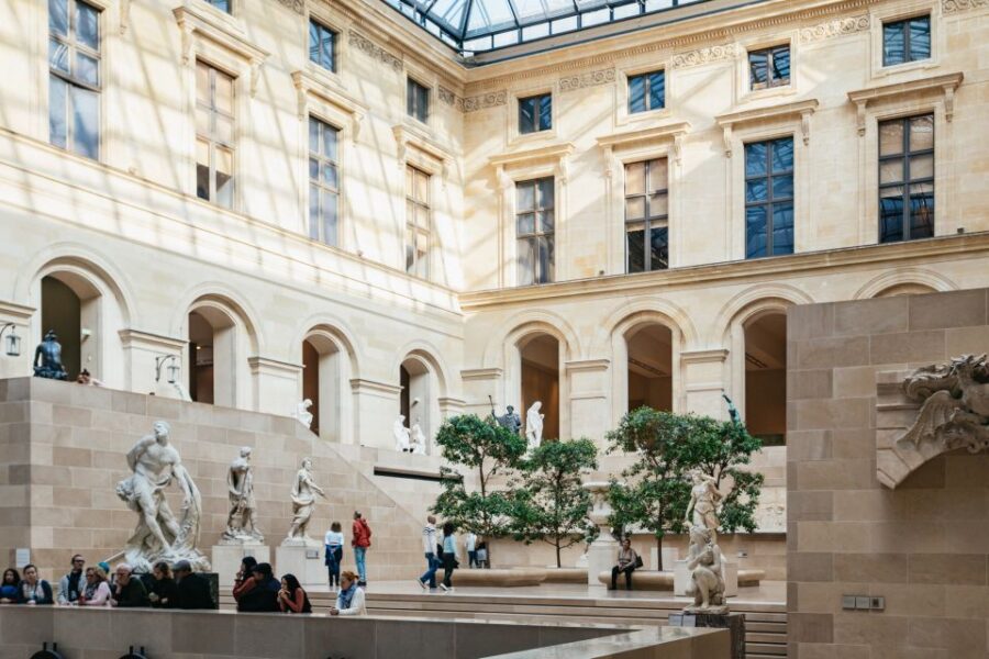 Paris: Louvre Museum Entry Ticket and Seine River Cruise - Navigating the Vast Art Collections