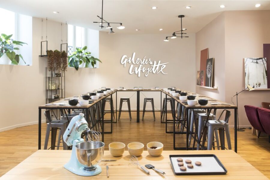 Paris: Macaron Class at Galeries Lafayette - Learning from a French Pastry Expert