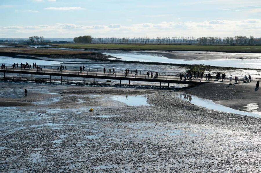 Paris: Mont-Saint-Michel & Saint-Malo - Private 2 Days Trip - Exploring Mont-Saint-Michel: The Iconic Abbey and Tidal Bay