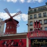 Paris: Montmartre Guided Walking Tour and Seine River Cruise - Exploring the Artistic District of Montmartre