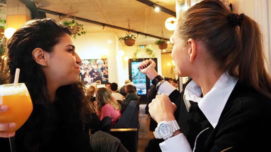 Paris: Montmartre Private Food Tour with Transfers and Guide - Start with a Classic Parisian Breakfast in Montmartre