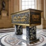 Paris: Napoleon's Tomb Entry Ticket and Tour - The Significance of the Tomb’s Location at Hotel des Invalides