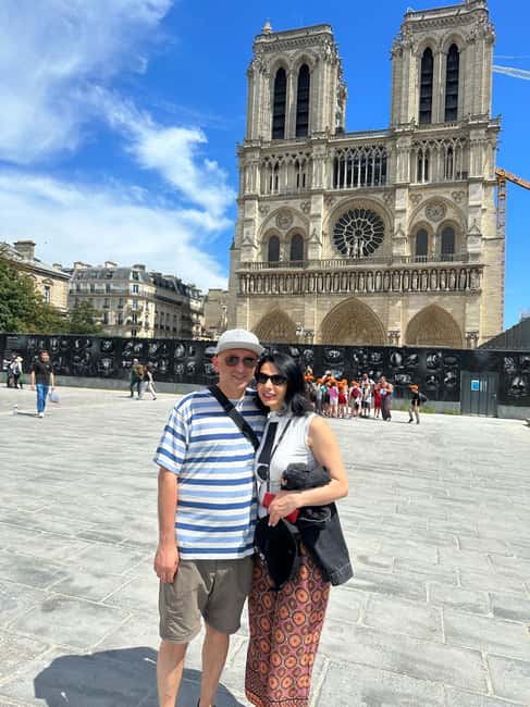 Paris: Notre-Dame and Paris City Center Guided Tour - Explore Paris’s Historic Center in Just One Hour