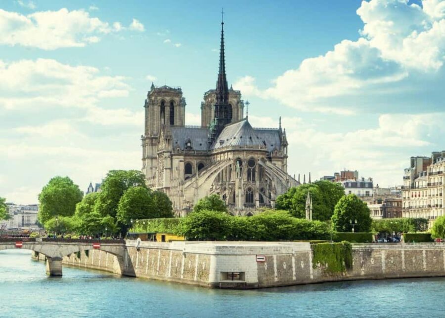 Paris: Notre-Dame Cathedral Guided Tour with Entry - Gaining Access and Entry to Notre-Dame Cathedral
