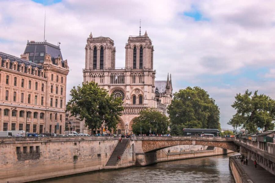Paris: Notre Dame to Pantheon Tour with Pantheon Ticket - Starting at the Iconic Notre Dame Cathedral Exterior