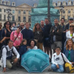 Paris: Private Customizable City Tour in Spanish - Walking Through Paris’s Iconic Landmarks