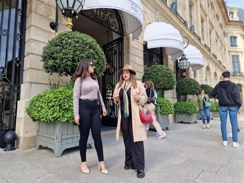 Paris: Private Fashion Tour (Chanel, Dior, Sex & the City) - Meet Your Expert Guide in Front of Hôtel Plaza Athénée