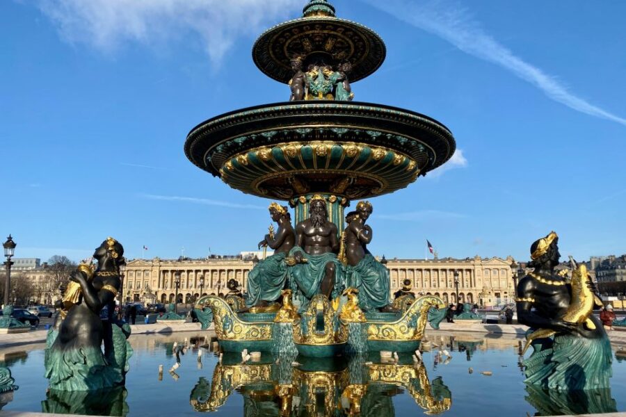 Paris Private Full Day 7 Iconic Sights City tour by Mercedes - From the Luxembourg Gardens to Alexander III Bridge