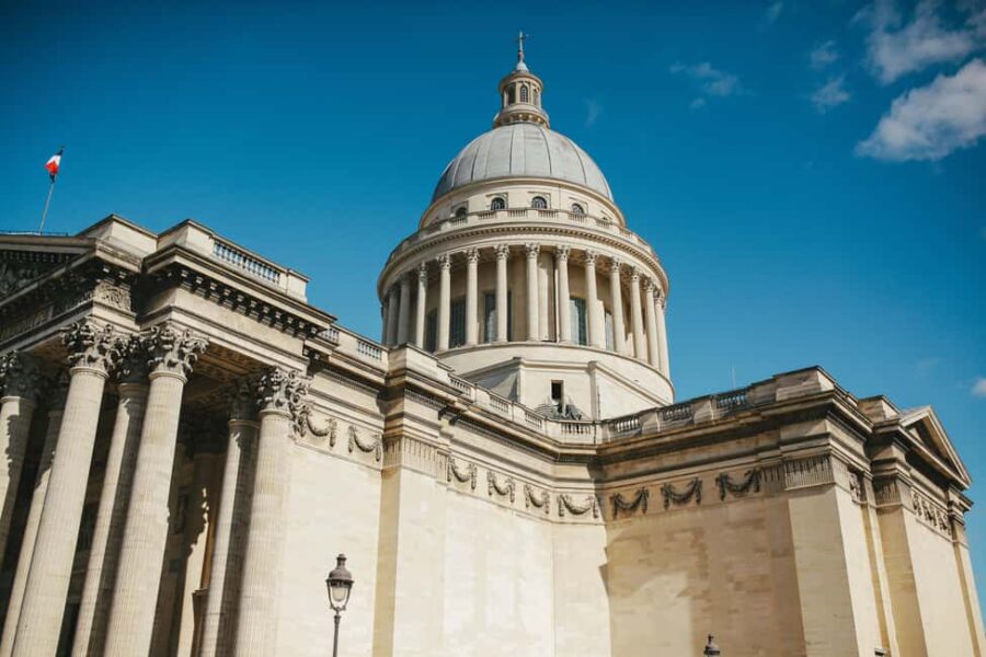 Paris: Private Vintage Land Rover Tour - The Charm of St Germain: Art, Literature, and Authentic Paris