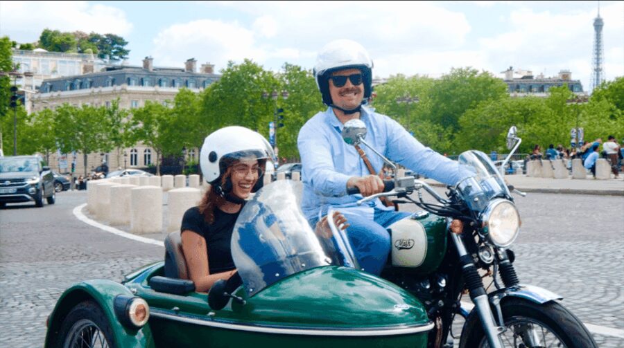 Paris: Private Vintage Sidecar Tour with Hotel Pickup - Discover Iconic Landmarks with Photo Opportunities