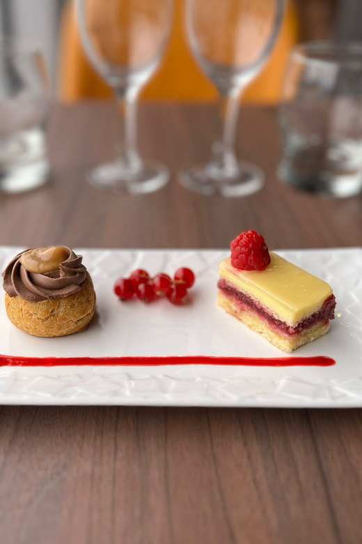 Paris: River Seine Cruise with 3-Course Lunch - The Route and Key Landmarks Along the Seine