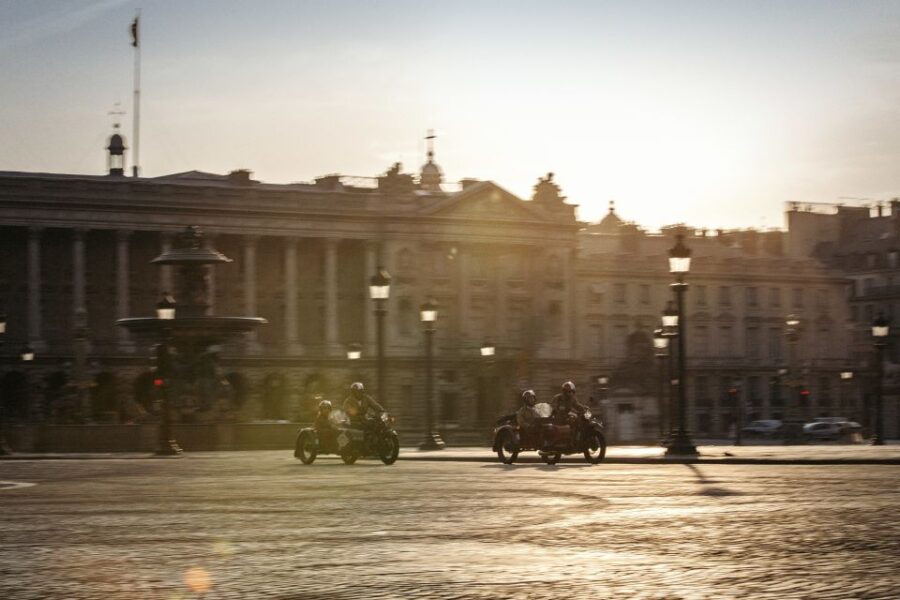 Paris: Romantic Sidecar Tour by Night with Champagne - Paris by Night in a Vintage Motorcycle Sidecar