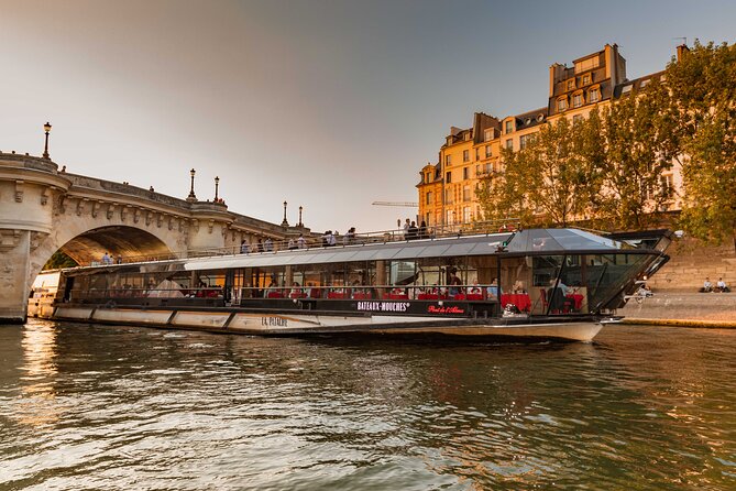 Paris Seine River Marriage Proposal Cruise by Bateaux Mouches - The Perfect Setting for a Marriage Proposal in Paris