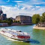 Paris: Sightseeing Cruise on the Seine with 3-Course Lunch - A 1 Hour and 45 Minute Cruise with Stunning Landmarks
