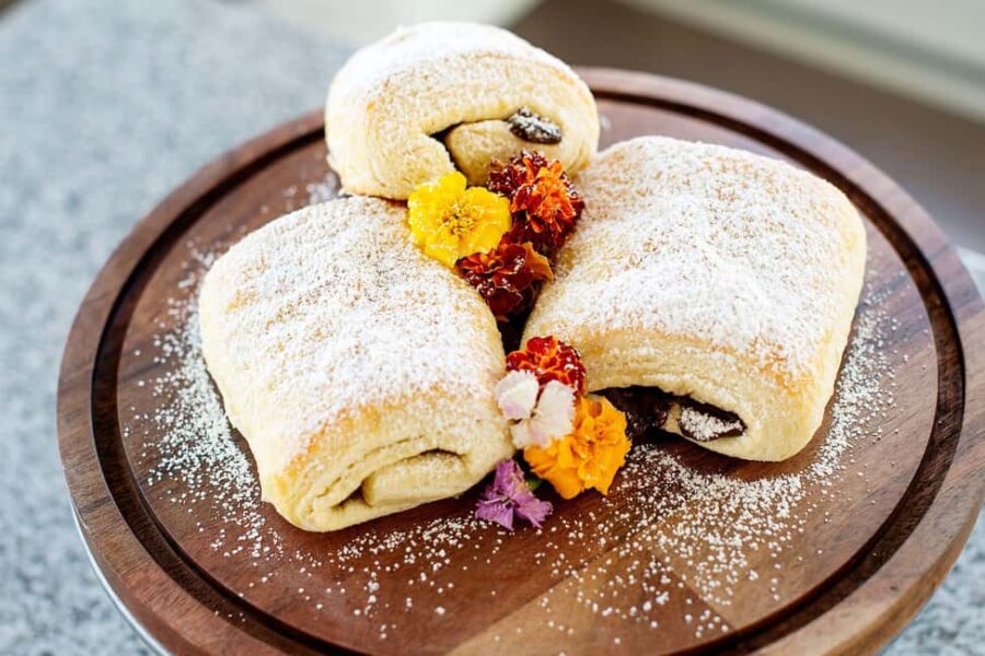 Paris: Traditional Croissant Cooking Class With Local Baker - The Venue: "Aux Fourneaux mais pas trop!"