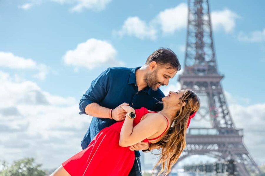 Parisian Proposal Perfection. Photography/Reels & Planning - Starting Point and Meeting Details at Trocadéro Square