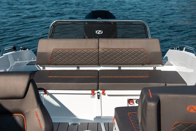 Paros & Antiparos - Private Cruise with a luxury speedboat - The Luxurious Features of the Avant 705 Speedboat