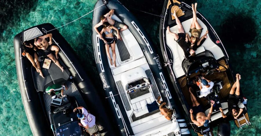 Paros: Premium Boat Private Rental Service - Paros’s Prime Departure Point for Personalized Sea Adventures