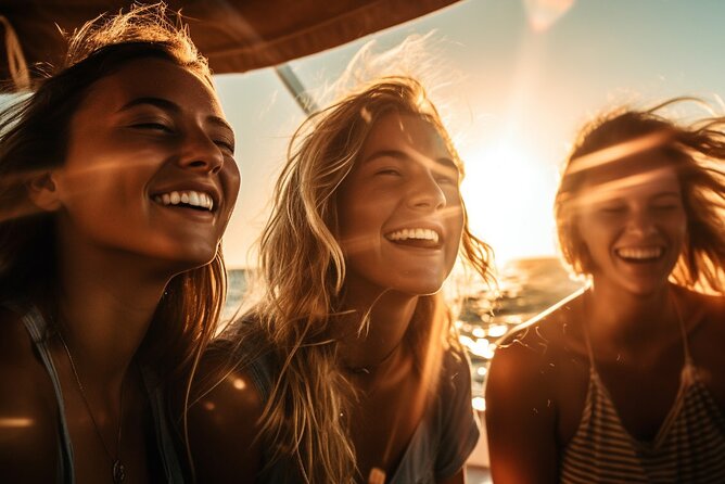 Party on board 2-hour cruise with DJ and open bar - Exploring Lisbon’s Cultural Landmarks from the Water