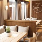 Passau: Barefoot Passau XL - The Barefoot Boat’s Unique Design and Atmosphere