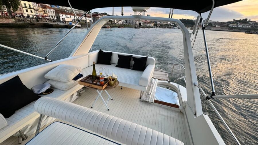 Passeio de barco rio douro inesquecível - Departing from Porto’s Marina do Freixo and the Route Overview