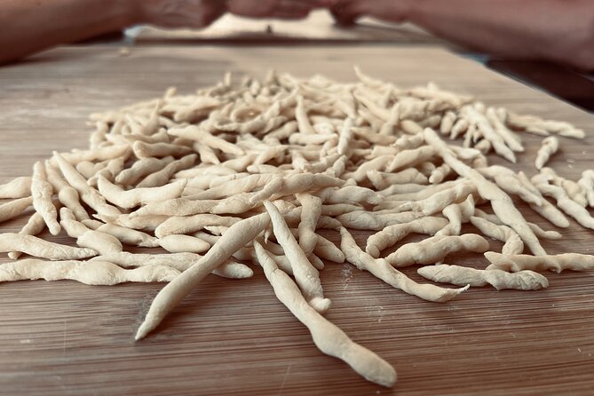 Pasta, Pesto and Tiramisu class Riomaggiore, Cinque Terre - The Historic Setting in Riomaggiore