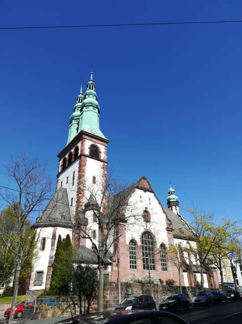 Paths of Faith: A Journey Through the History of Churches in Kassel - The Significance of the Friedenskirche’s Neo-Gothic Design