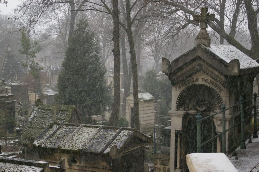 Père Lachaise Cemetery Walking Tour - Semi-Private 12ppl Max - Starting Point and Meeting Location in Paris