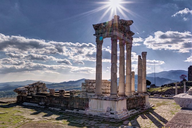 Pergamon&Asklepion Day Tour from Kusadasi / Izmir - Visiting the Asklepion: Center of Ancient Medicine and Healing