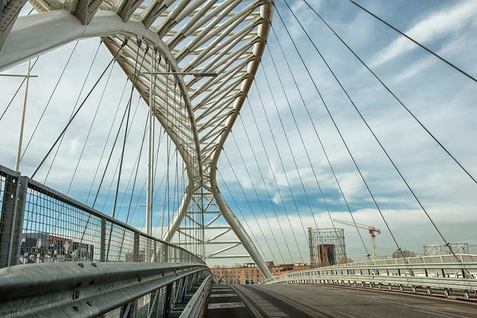 Photo Tour in the Ostiense district: forfeiture and redevelopment - Skirting the Tiber and Reaching the Gazometro