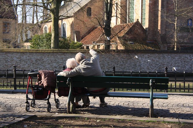 Photo Tour "Jan van Eyck" - Jan van Eyckplein and the Medieval Backstory