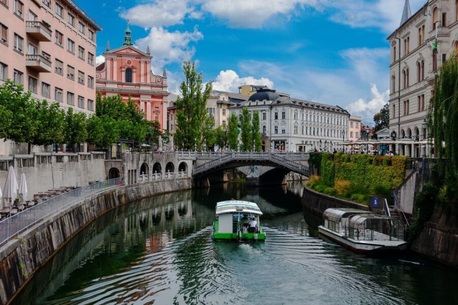 Photo Tour: Ljubljana Famous City Landmarks - Discover Ljubljana’s Most Famous Landmarks with a Local Guide