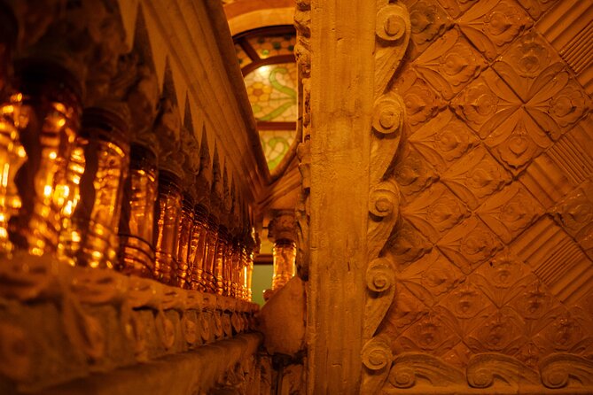 Photo Walking Tour in Barcelona Gothic Quarter - Exploring Ciutadella Park and Barcelona’s Green Spaces