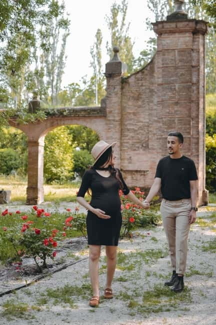 Photography Session in Mantua / Mantova Servizio fotografico - Exploring Mantua’s Iconic Spots with Vittoria