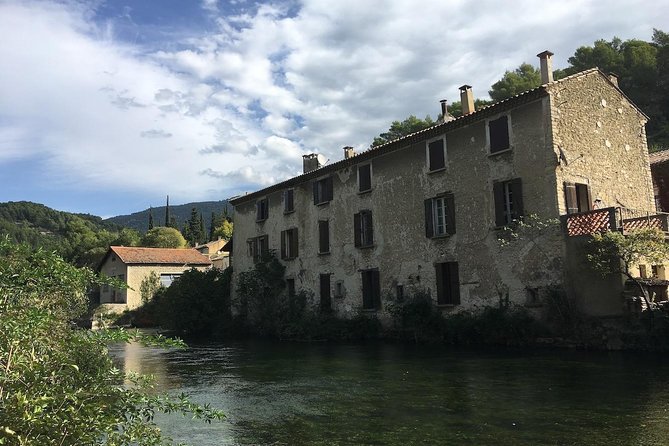 Picturesque Luberon - From MARSEILLE - Discovering Fontaine de Vaucluse’s Natural Wonder