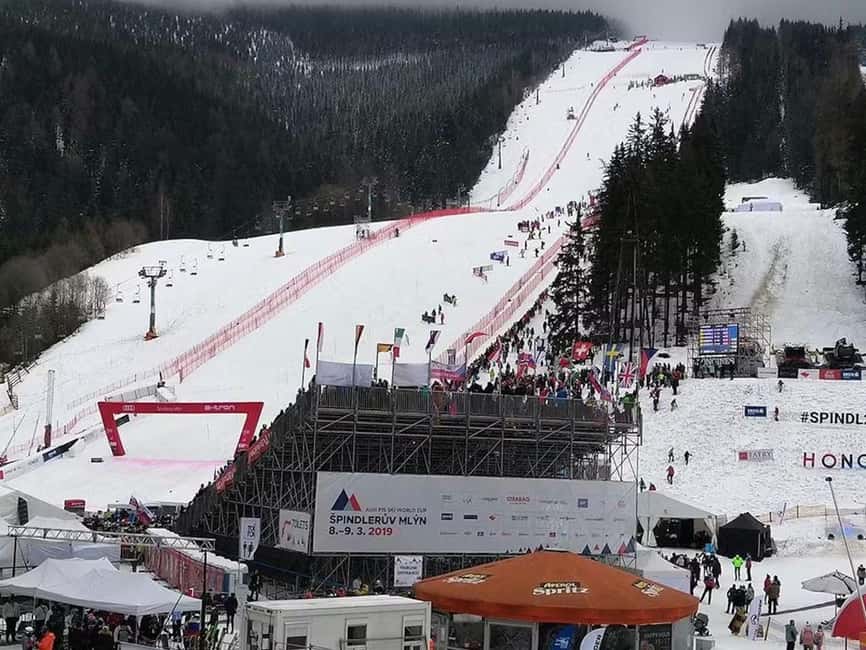 pindlerv Mlýn: Private Ski Lessons for Adults - Locations and Slope Options