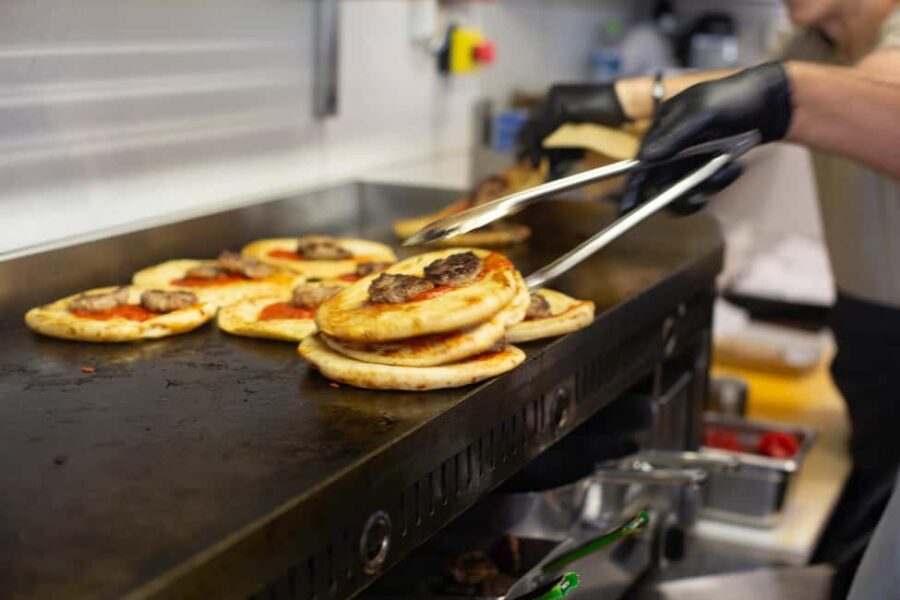 Piraeus: Walking Tour with Local Guide - Key Points