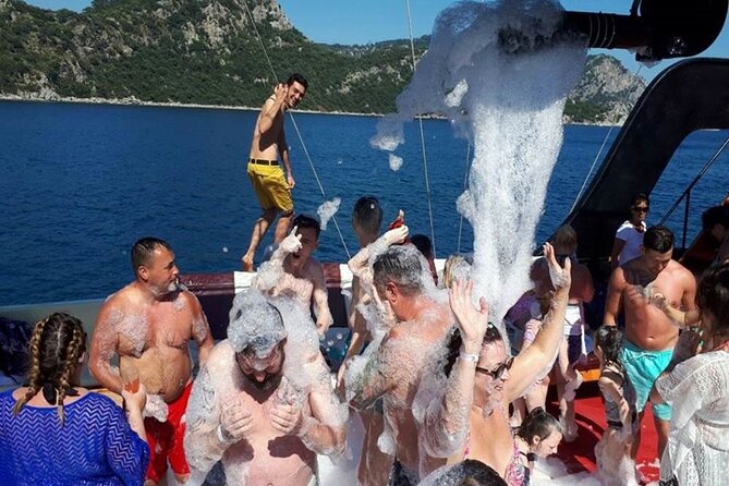 Pirate Boat Trip in Antalya - Group Size and Booking Details