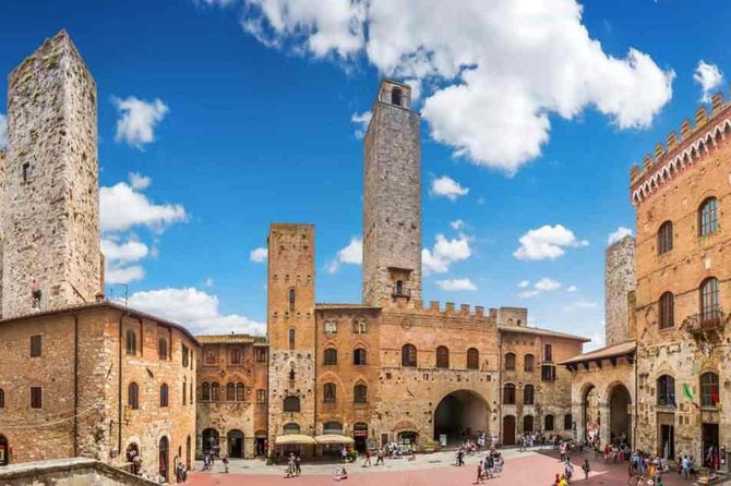 Pisa, San Gimignano and Chianti - Discover San Gimignano’s Medieval Charms