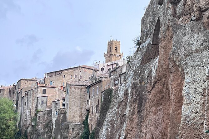 Pitigliano in the footstep of the Etruscan: Hike and wine tasting - Walking the Circular Route of the Vie Cave