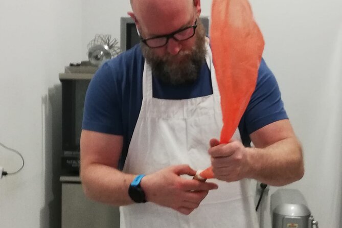 Pizza course in Catania with Show Cooking Cannolo - Watching Show Cooking: Cannolo Secrets Revealed